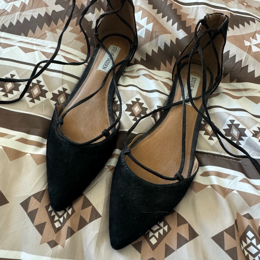 Steve Madden Black Flats Pointed Toe Loafers